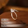Anillo de Plata de Ley 925 Flor de Fresia para Mujer, Anillo Minimalista Estilo Ins Nicho Flor de Lirio, Anillo Versátil Abierto para Dedo Índice