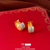Aretes redondos de circonita chapados en oro real de 18 quilates, aretes elegantes vintage exquisitos de alta gama, aretes de moda de nicho para mujer