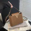 Bolsa de Luxo Leve para Mulheres 2025 Novo Estilo Bolsa Saco da Moda Grande Capacidade para Trabalho e Deslocamento Bolsa de Ombro Transversal Portátil