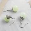 Pendientes de cuentas redondas para mujer, pendientes luminosos de Halloween, pendientes de perlas luminosas tridimensionales, joyería creativa personalizada sencilla