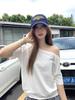 2025 Nuevo Estilo de Verano Estilo Perezoso Una Línea Hombro Inclinado Camiseta de Manga Corta para Mujer, Chic, Holgada y Versátil, Deseo Puro Top Sencillo