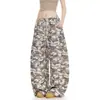 Calça de moletom camuflada de perna larga estilo hip-hop americano para dança de rua feminina, novo estilo de verão, adequada para garotas estilosas, dança jazz, esportes e fitness, corte solto e curvo
