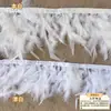 Directo de fábrica pieza de rasgar fuego tela de plumas accesorios hechos a mano diy ropa falda plumas decorativas venta al por mayor