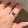 Anillo Ovalado de Zirconia Chapado en Oro Real de 18k Nicho de Gama Alta Exquisito Anillo para Dedo Índice Temperamento Versátil Joyería para Manos para Mujeres