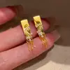 Borla de Pluma DoradaBorla de Hoja con Diamantes Dorados Brillantes Pendientes Estilo Chino Nuevo Retro Lujo Ligero Pendientes Exquisitos de Nicho