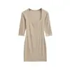 Vestido Sexy Justo ao Corpo, que Valoriza as Curvas, para Mulheres, Moda Primavera e Verão, Versátil, com Mangas Médias, Decote Quadrado, Cintura Marcada, Vestido Curto Emagrecedor
