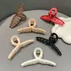 Grampo de Cabelo de Silicone Macio Que Não Machuca a Cabeça, Novo Estilo 2025 Feminino, Grampo Grande para Cabelos Grossos, Acessório de Cabelo Tipo Pinça Tubarão