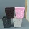 Caja de Almacenamiento de Escritorio de Cuatro Colores Portalápices Redondo Cuadrado de Oficina Cesta de Almacenamiento Hueca Simple para Estudiantes Creativos