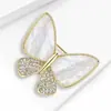 Broche Borboleta com Concha e Strass da Moda Japonesa e Coreana, Broche Elegante de Alta Qualidade para Roupas Femininas, Versátil: Br2945