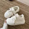 Zapatillas de Suela Gruesa Estilo Coreano para Mujer, Nuevos Zapatos Blancos Primavera 2026, Versátiles de Moda Estilo Ins para Combinar con Pantalones de Pierna Ancha, Zapatos de Estudiante