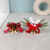 Adorno de campana dorada de Navidad con piñas, bayas rojas y lazo, Decoración para árbol de Navidad, Colgante festivo pequeño para árbol de Navidad
