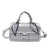 Bolso Cuadrado Pequeño Portátil de Bolsillo Multicapa de Alta Gama para Mujer 2025 Nuevo Transfronterizo de Contraste de Color Bufanda de Seda Bolso de Hombro Cruzado