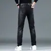 Jeans negros de alta gama italianos para hombre, nuevo estilo primavera-verano 2026, marca de moda estampada, pantalones casuales ajustados elásticos