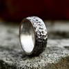 Guerrero de Acero Retro Nórdico Letras Vikingas Moda Anillo de Acero de Titanio Acero Inoxidable Europeo y Americano Anillo para Hombre Desgastado