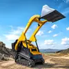 Exportado a Europa, el minicargador HTS1000 es un minicargador pequeño para huertos y granjas, con un cuerpo compacto y la capacidad de girar sobre su propio eje.