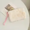 Bolsa de Cosméticos Fofa &Ins Estofada Grande Capacidade Bolsa Fofa para Armazenamento de Cosméticos Bolsa Portátil de Artigos de Higiene Pessoal para Viagem Viagem