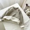 Bekeifei Ropa Interior Térmica de Felpa para Niños Estilo Nuevo para Niños Medianos y Mayores Cuello Alto Cálido Otoño e Invierno Top para Bebés Niños y Niñas Largo