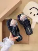 Chanclas de Nuevo Estilo Lindas con Suela Gruesa para Niñas, Sandalias de Tira Gruesa Transpirables Antideslizantes de Verano para Mujeres para Usar al Salir