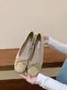 Zapatos de Noche de Primavera con Calidez Interior, Zapatos de Mujer Suaves de Suela Única, Estilo Francés Rojo, Nuevo 2026 Ballet Retro Rosa