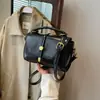 Bolso Retro de Moda de Gama Alta para Mujer 2026 Nuevo Elegante Bolso Cuadrado Pequeño de Hombro Bolso Cruzado Versátil Ins