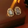 Conjunto de collar, pulsera y pendientes de corazón con incrustaciones de diamantes florales estilo medieval, cadena para la clavícula estilo corte vintage, joyería de nicho para mujer