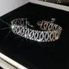 Pulseira Redonda Europeia e Americana Transfronteiriça com Borla e Cravejada de Diamantes, Pulseira Minimalista Moderna de Estilo Nicho com Design Único, Joia de Mão de Nicho