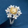 Anel de Diamante Amarelo Flor Desabrochando ao Vivo Amarelo Diamante Amarelo Colorido Flor Hexagonal Diamante Anel de Casamento