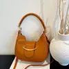 Bolso cruzado de calidad nuevo para mujer con un look de alta gama, elegante y moderno, popular bolso cruzado con forma de media luna de comercio exterior