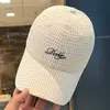 Gorra de Béisbol a Cuadros Bordada Personalizada Fábrica En Stock Sombrero de Sol con Letras Estilo Coreano Parte Superior Suave Unisex Gorra de Primavera y Verano