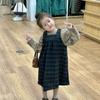 Conjunto de Duas Peças Vestido Colete Versátil Infantil Estilo Preppy para Meninas 2026 Nova Coleção Primavera Roupa Infantil