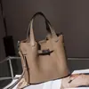 Bolsa Feminina de Couro Bovino de Primeira Camada, Bolsa Estilo Cesta Mãe e Filha, de Ombro Único, Estilosa, Única, Moderna, Bolsa de Mão de Grande Capacidade, Couro Genuíno