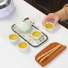 Juego de Té de Cerámica Dingyao con Una Tetera, Cuatro Tazas, Bandeja de Té, Bolsa Portátil, Set de Regalo de Lujo Ligero para Viajes Rápidos al Aire Libre