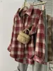 Jaqueta Camisa Xadrez Vermelho Retrô Americana para Mulheres no Outono e Inverno Camisa Espessa Escovada de Manga Longa Top Casual Preguiçoso