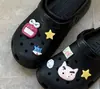 Soporte de Arco Zapatos Perforados Mujer Suela Fina Cómodos Verano Uso Exterior Transpirables Sin Olor Pie EVA Dibujos Animados Shin-chan Zapatos Perforados