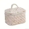 Bolsa Cosmética de Algodón con Flor Blanca Fresca y Linda Pequeña Multitud Portátil Bolsa de Almacenamiento para Lavados Floral Ins Bolsa Linda Tipo Caja
