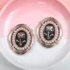 Venta al por mayor de fábrica material ABS insignia de rosa DIY Accesorios de gel de crema Accesorios para pasadores de pelo broches Accesorios para zapatos