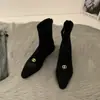 Botines negros chic de estilo coreano, zapatos de punta fina, nueva colección 2026, perfectos con vestidos, botines, botas de moda