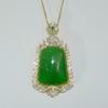 Colgante de Calcedonia Verde Natural de Alta Calidad con un Diseño Versátil y Elegante, Ágata Jade Venta al por Mayor de Fábrica