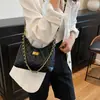 Bolso acolchado de moda estilo Chanel 2026 Nuevo bolso de cadena versátil para hombro para mujer, adecuado para ir al trabajo