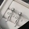 Brincos de Laço de Pérola Frescos Nicho Acessível Luxo Brincos de Alta Qualidade Estilo Fresco Versátil Brincos para o Dia a Dia