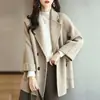 2026 Nuevo Abrigo Rosa Otoño/Invierno Mujer Altura Pequeña Longitud Media Estilo Coreano Lana Elegante Casual Longitud Media Ropa de Abrigo