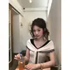 Verano 2026 Nuevo Estilo Coreano Casual Estilo Academia Cuello Marinero Top de Punto con Cordones para Mujer Top con Sentido de Diseño de Cordones