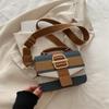 Bolso de Hombro para Mujer Coreano de Color Contrastante Simple Elegante Retro Portátil Bolso Cuadrado Pequeño Nuevo Otoño e Invierno 2024 Bolso Cruzado