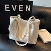 Bolso Exterior Individual de Gran Capacidad para Mujer 2024 Nuevo Bolso de Hombro Versátil Diseño Nicho Bolso de Clase para Estudiante Universitario