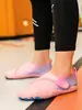 Nuevos zapatos de saltar para niños, zapatillas de entrenamiento integrales, de suela blanda, ligeros, antideslizantes, para fitness en interiores, para estudiantes de primaria, adecuados tanto para niños como para niñas