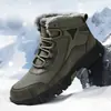2024 Nuevas Botas de Nieve del Noreste para Hombre Invierno Terciopelo Engrosado Caña Alta Exterior Zapatos de Algodón Antideslizantes Talla Grande Botas de Algodón