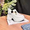 Sandalias cerradas para mujer extremadamente elegantes, nuevo modelo verano 2026, de suela gruesa, que aumentan la altura, zapatos romanos deportivos calados