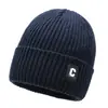 Chapéu de Lã Tricotado Espesso com Forro de Fleece Masculino de Inverno, Chapéu de Lã Quente e à Prova de Frio para Exterior, Chapéu Pulôver Estilo Coreano com Etiqueta C Venda por Atacado