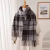 Bufanda Chal Cálido con Patrón de Cuadros Suaves para Otoño e Invierno, Versátil Bufanda con Flecos de Cachemir Sintético para Viajes
