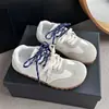 Zapatos Blancos Ligeros Retro Alemanes de Entrenamiento Versión Coreana 2026 Primavera Zapatos Planos Casuales para Estudiantes Zapatos de Estilo Callejero